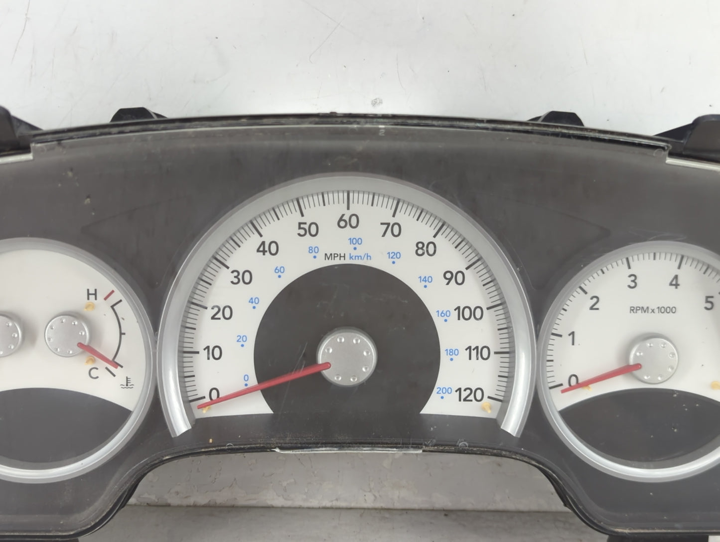 2007 Dodge Durango Instrument Cluster Speedometer Gauges P/N:04834685AA 04839000AA, 04834696AA Miles: Fits Fits 2009 2010 20