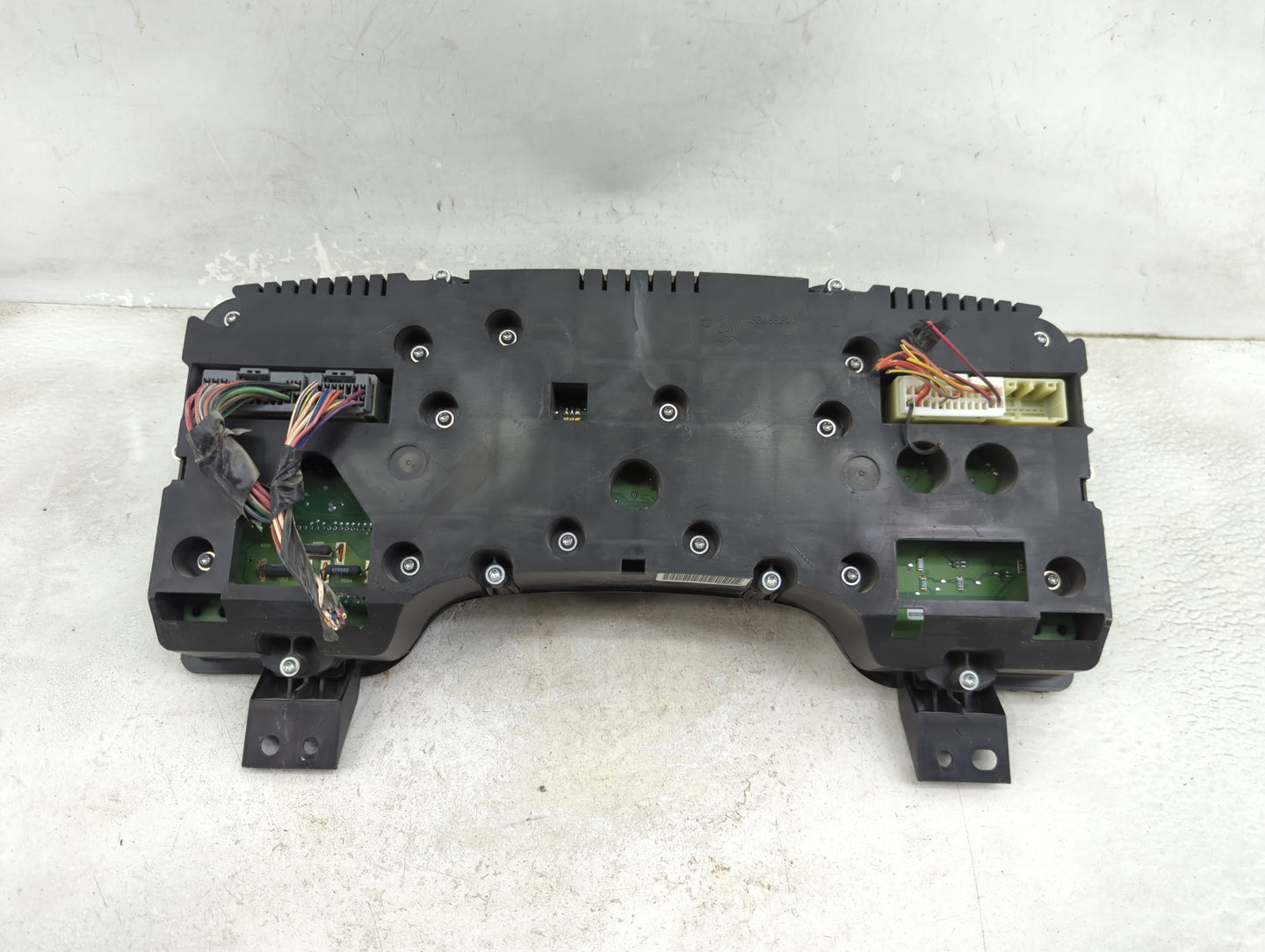 2007 Dodge Durango Instrument Cluster Speedometer Gauges P/N:04834685AA 04839000AA, 04834696AA Miles: Fits Fits 2009 2010 20