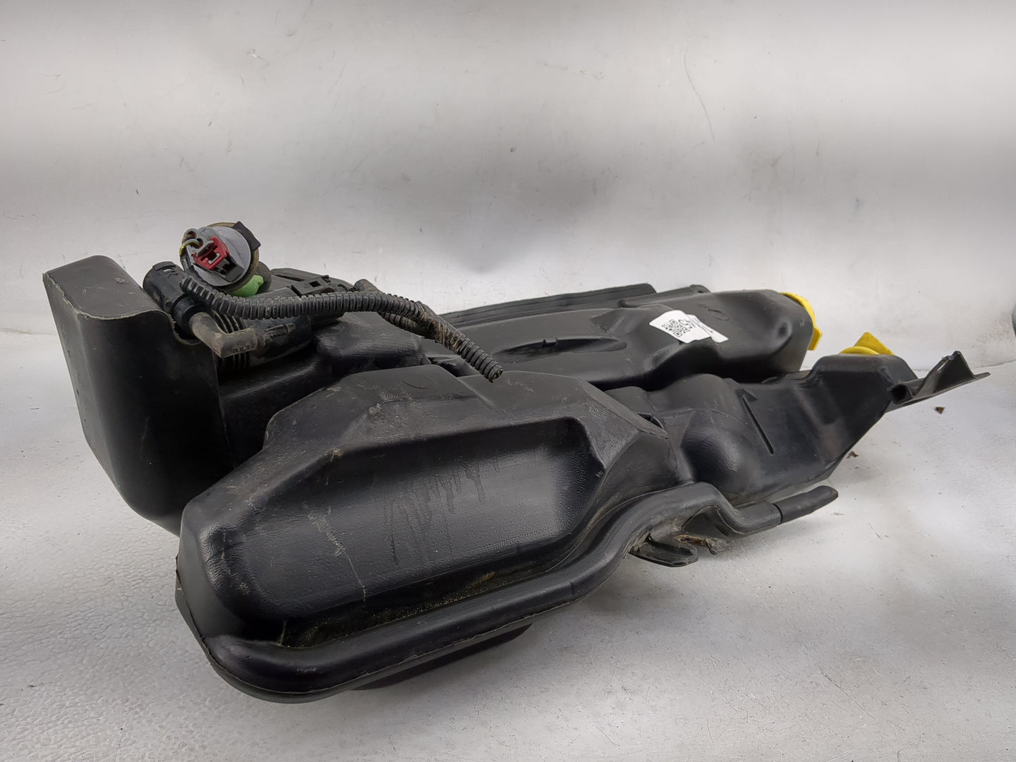 2007-2007 Dodge Durango Windshield Washer Fluid Reservoir Bottle 1482145 - Oemusedautoparts1.com