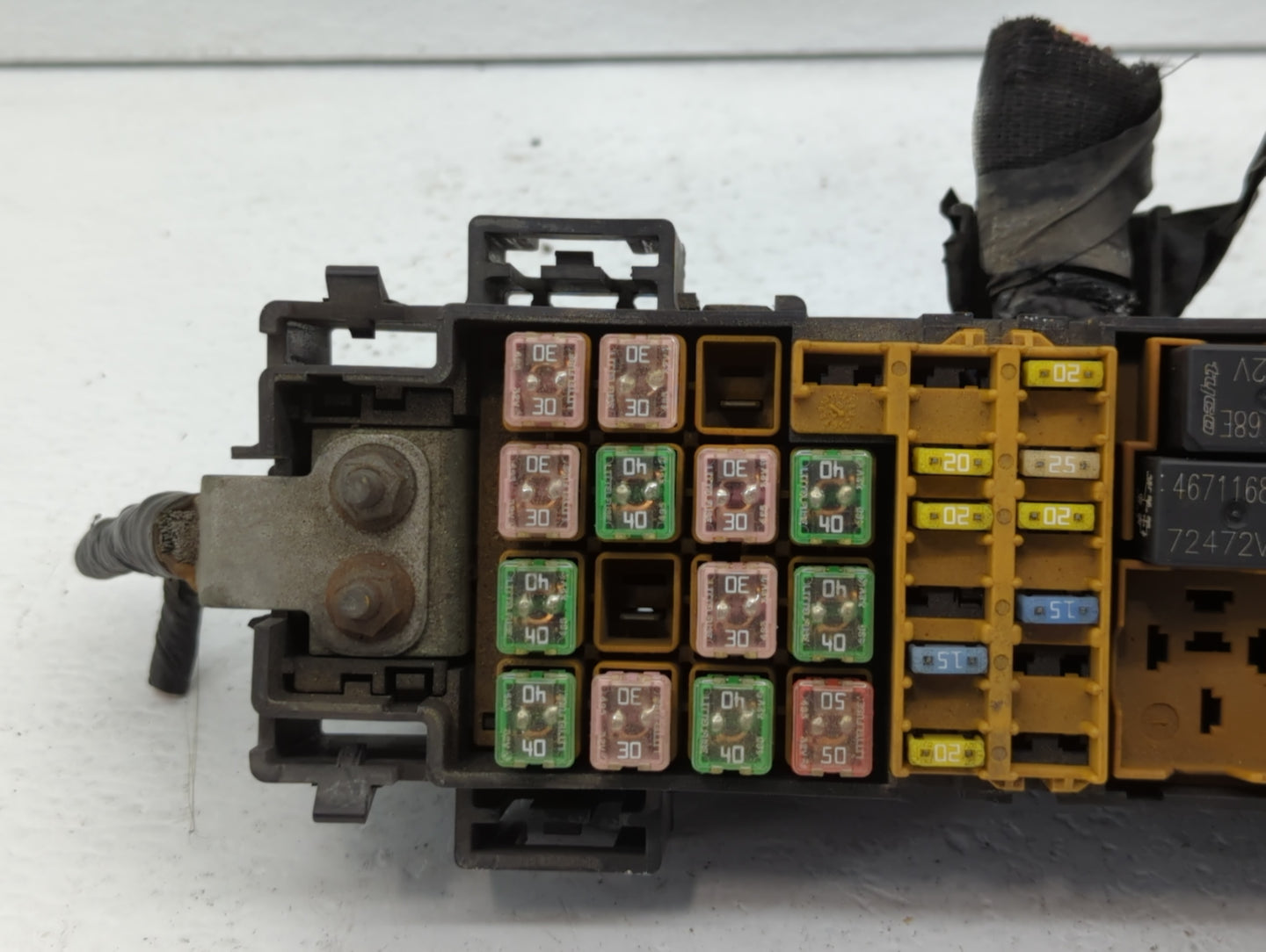 2007-2009 Dodge Durango Fusebox Fuse Box Panel Relay Module Fits Fits 2007 2008 2009 OEM Used Auto Parts - Oemusedautoparts1