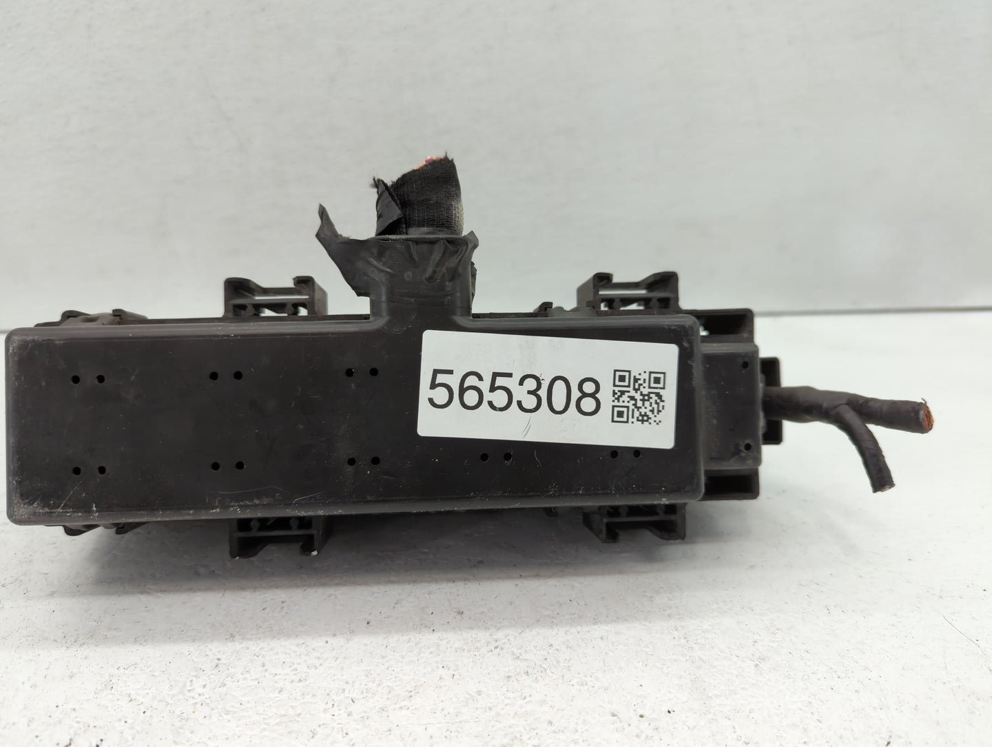 2007-2009 Dodge Durango Fusebox Fuse Box Panel Relay Module Fits Fits 2007 2008 2009 OEM Used Auto Parts - Oemusedautoparts1