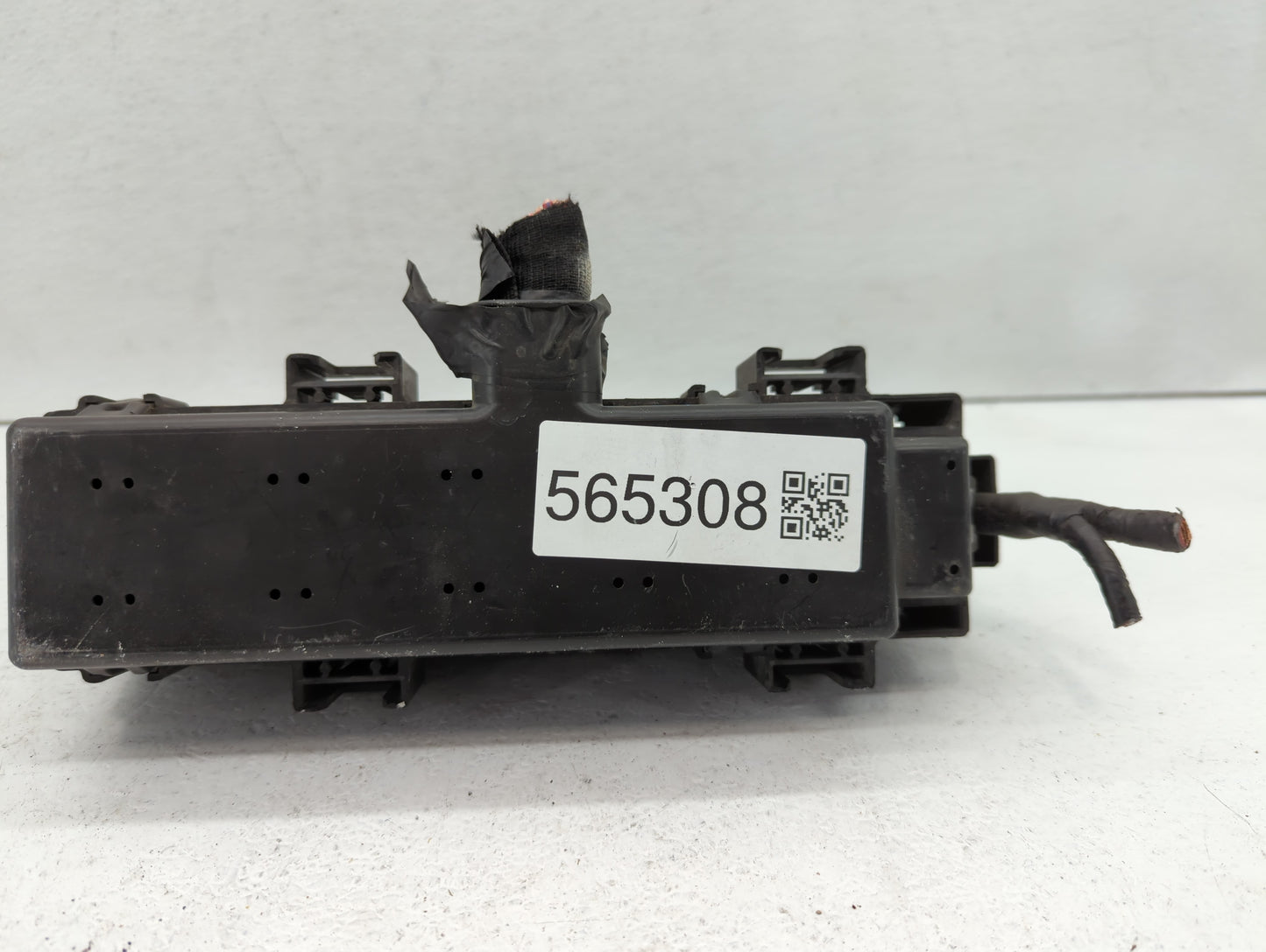 2007-2009 Dodge Durango Fusebox Fuse Box Panel Relay Module Fits Fits 2007 2008 2009 OEM Used Auto Parts - Oemusedautoparts1
