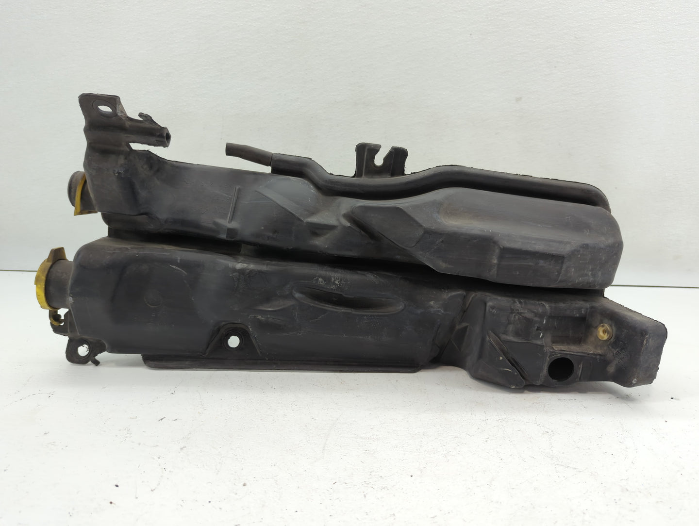 2007-2007 Dodge Durango Windshield Washer Fluid Reservoir Bottle Oem - Oemusedautoparts1.com