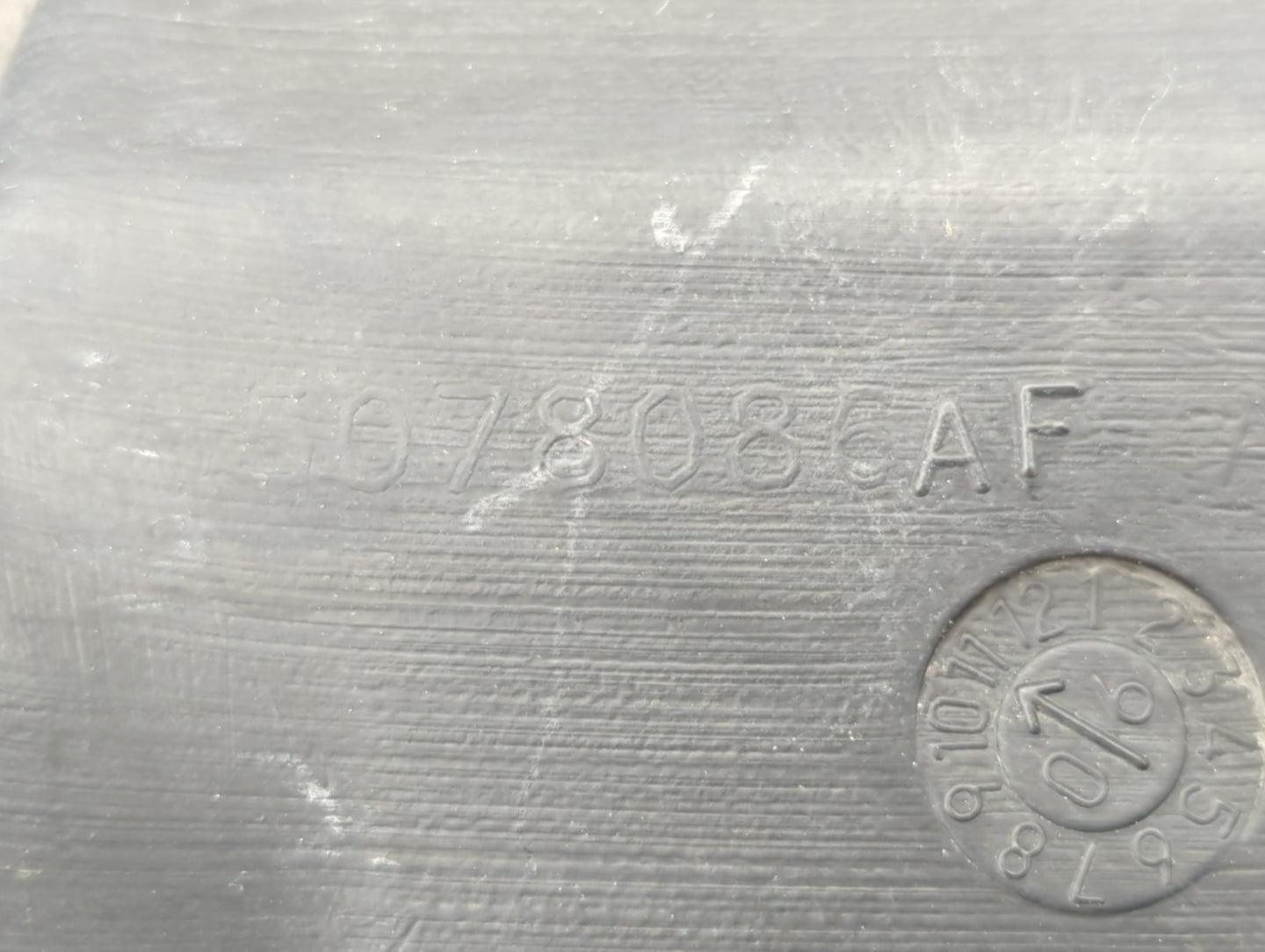 2007-2007 Dodge Durango Windshield Washer Fluid Reservoir Bottle Oem - Oemusedautoparts1.com