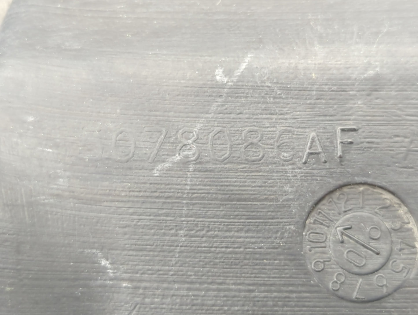 2007-2007 Dodge Durango Windshield Washer Fluid Reservoir Bottle Oem - Oemusedautoparts1.com