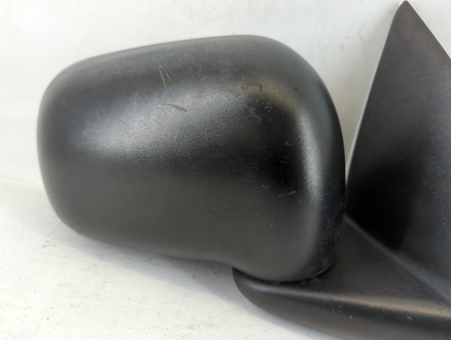 2004-2009 Dodge Durango Passenger Right Side View Manual Door Mirror - Oemusedautoparts1.com