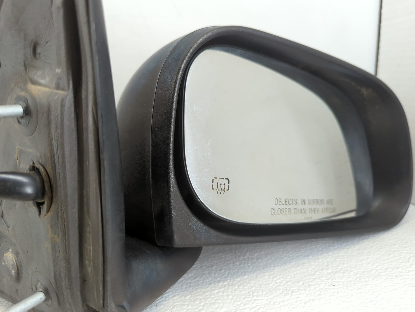2004-2009 Dodge Durango Passenger Right Side View Manual Door Mirror - Oemusedautoparts1.com