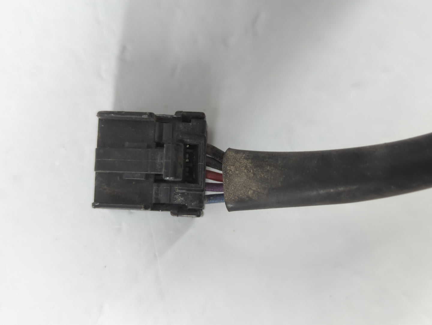 2004-2009 Dodge Durango Driver Side View Mirror - Left Door Mirror OEM Used - Oemusedautoparts1.com