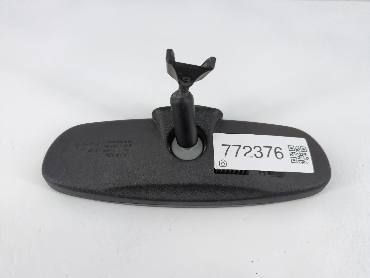 2007 Dodge Durango Interior Rear View Mirror Replacement OEM P/N:IE11015622 Fits OEM Used Auto Parts - Oemusedautoparts1.com