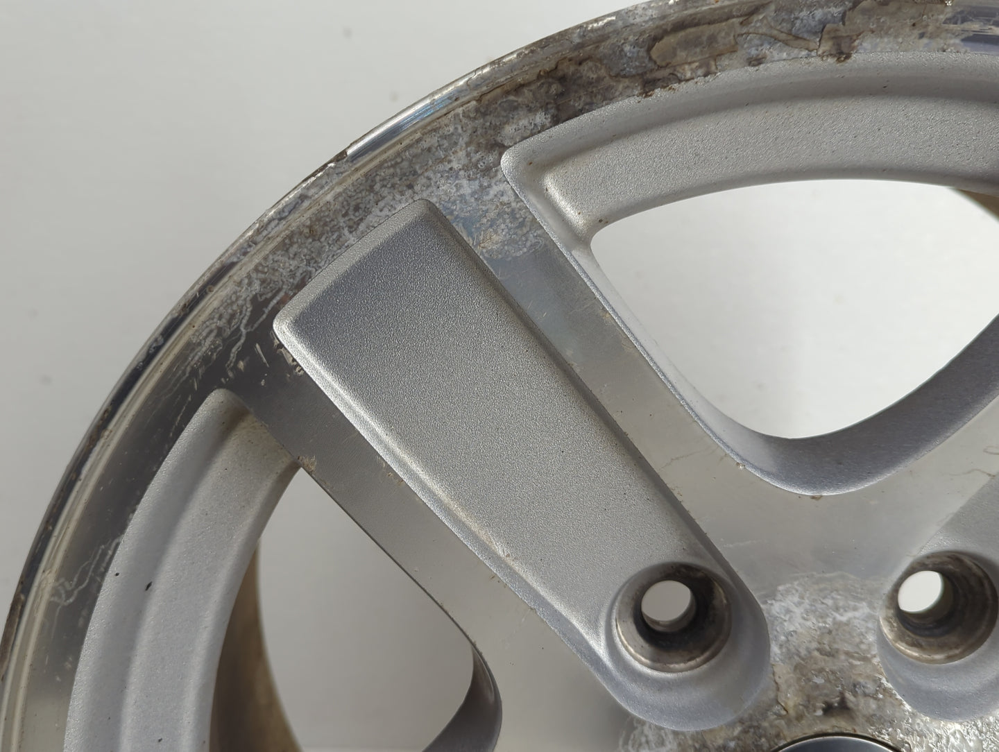 2004-2007 Dodge Durango Oem Wheel Rim 840490 - Oemusedautoparts1.com