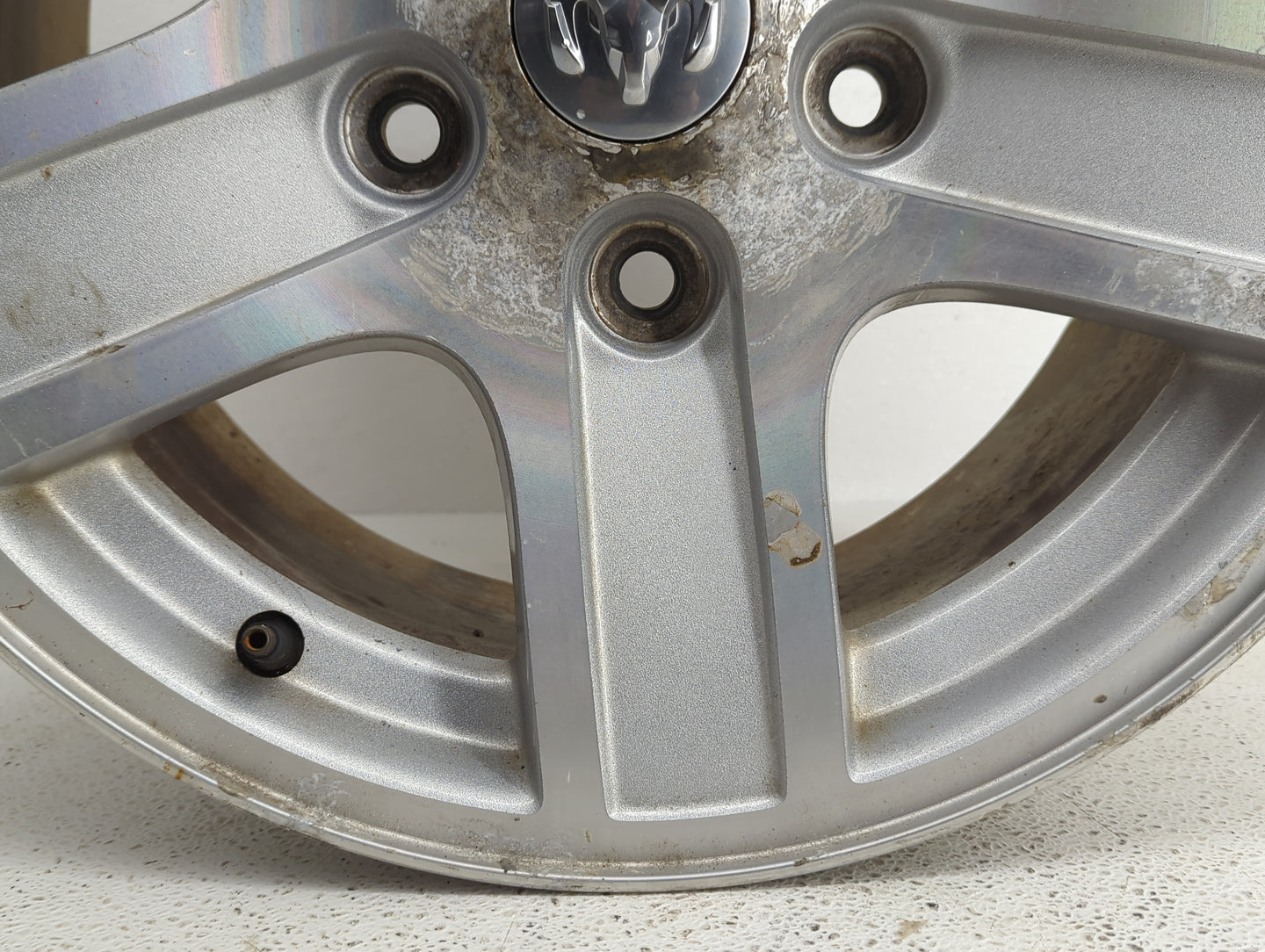 2004-2007 Dodge Durango Oem Wheel Rim 840490 - Oemusedautoparts1.com