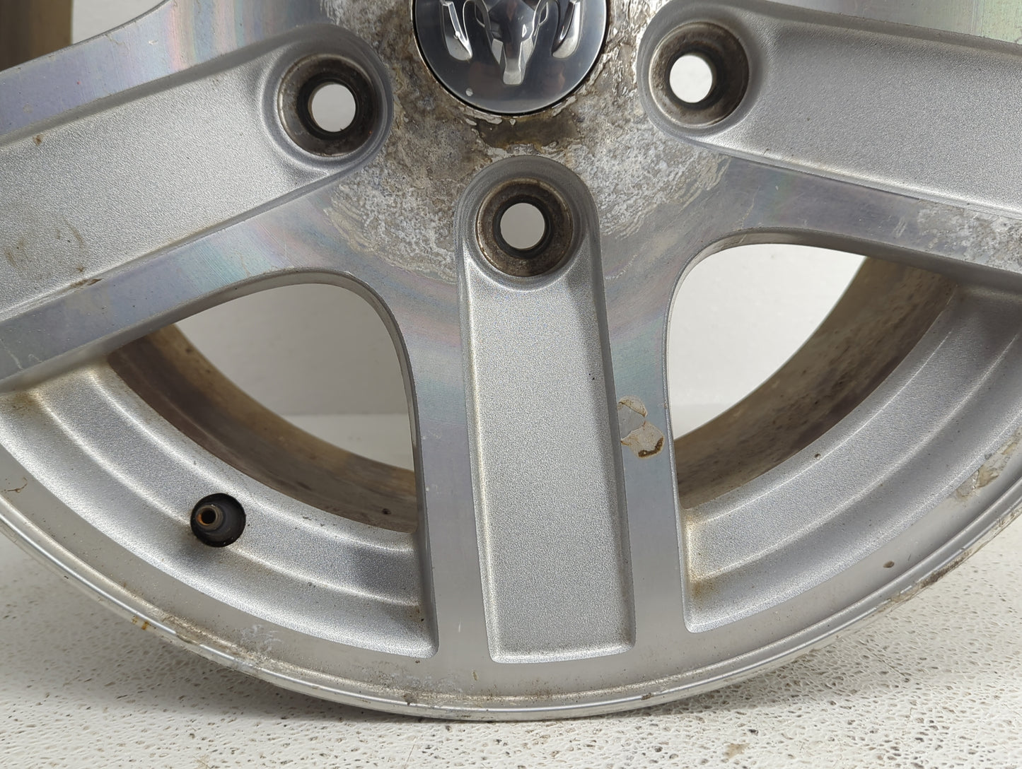 2004-2007 Dodge Durango Oem Wheel Rim 840490 - Oemusedautoparts1.com