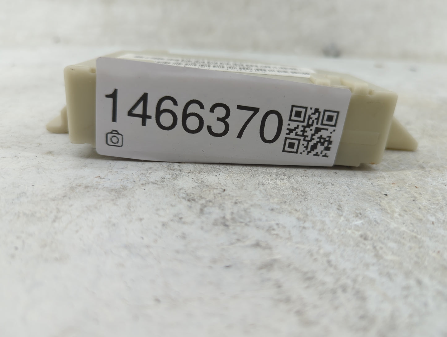 Dodge Grand Caravan Door Control Module Trg13565902c|p04686686am - Oemusedautoparts1.com