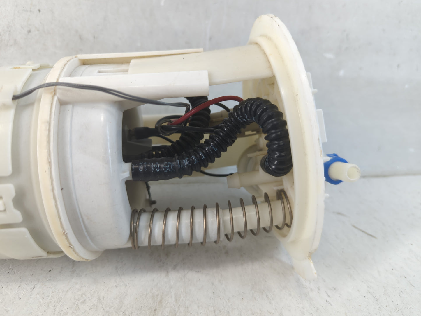 2005-2007 Dodge Grand Caravan Electrical Gas Fuel Pump Assembly 796152 - Oemusedautoparts1.com