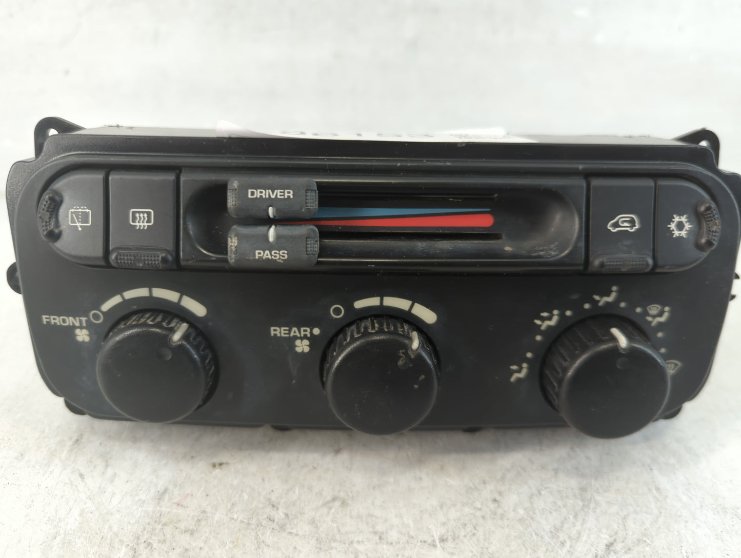 2007 Dodge Grand Caravan Climate Control Module Temperature AC/Heater Replacement P/N:05175359AC A Fits OEM Used Auto Parts 