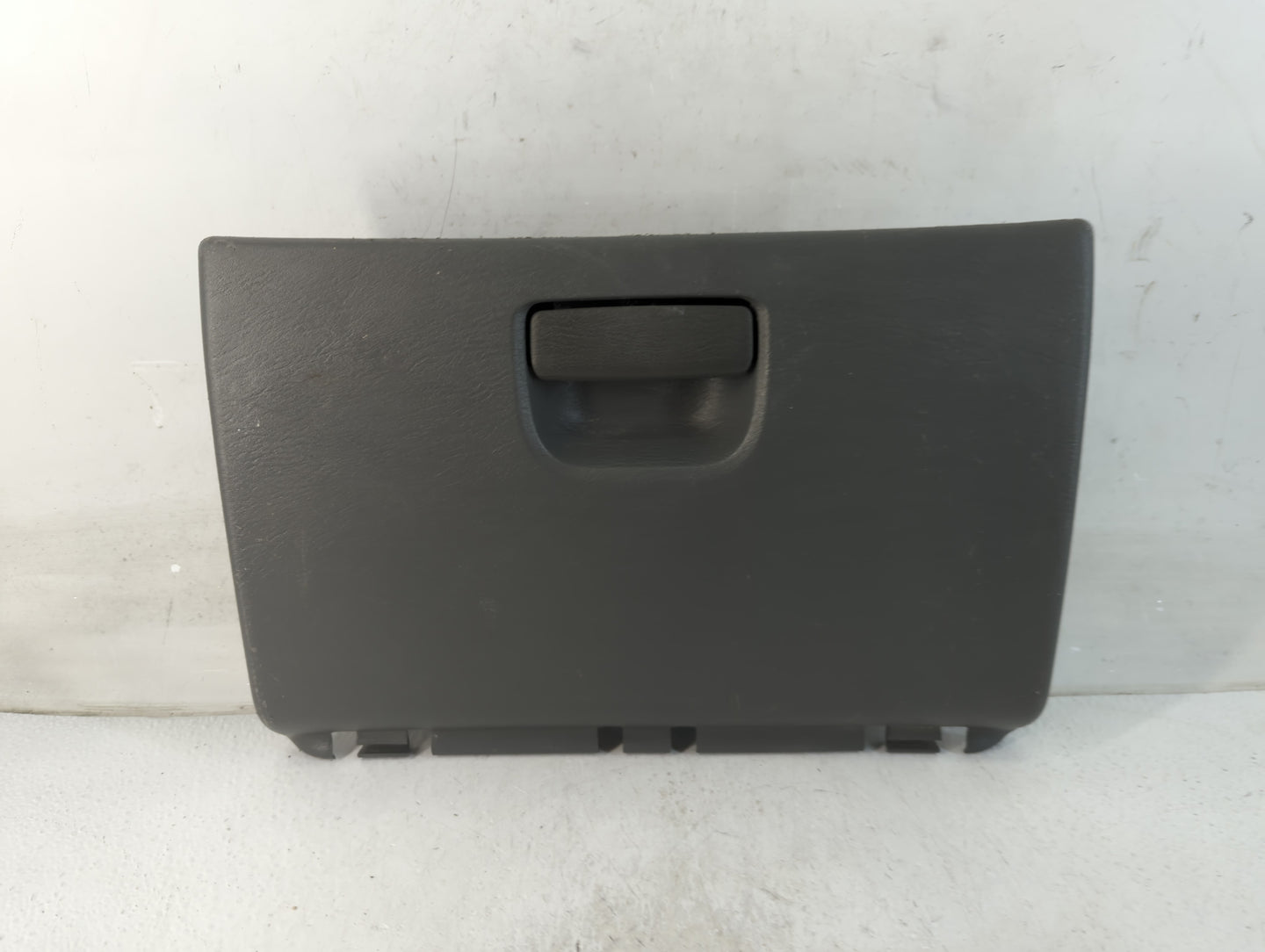 2007 Dodge Grand Caravan Passenger Glove Box Door Storage Compartment 796168 - Oemusedautoparts1.com
