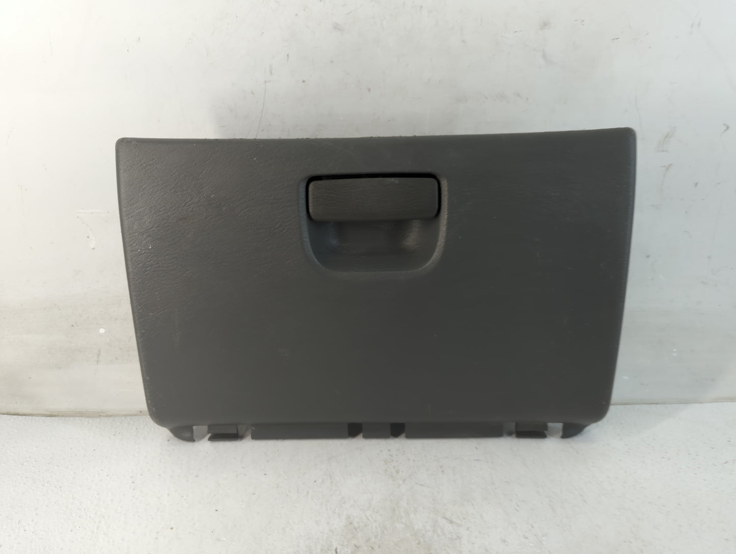 2007 Dodge Grand Caravan Passenger Glove Box Door Storage Compartment 796168 - Oemusedautoparts1.com