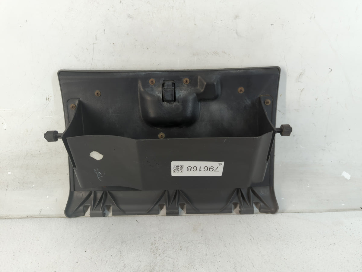 2007 Dodge Grand Caravan Passenger Glove Box Door Storage Compartment 796168 - Oemusedautoparts1.com