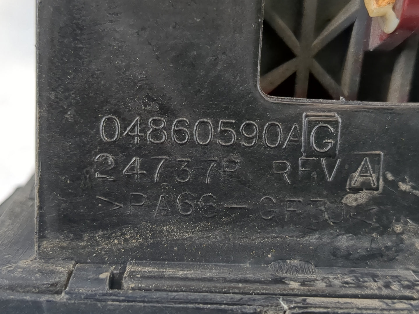 2007 Dodge Grand Caravan Fuel Tank Door Lid Gas Tank - Oemusedautoparts1.com