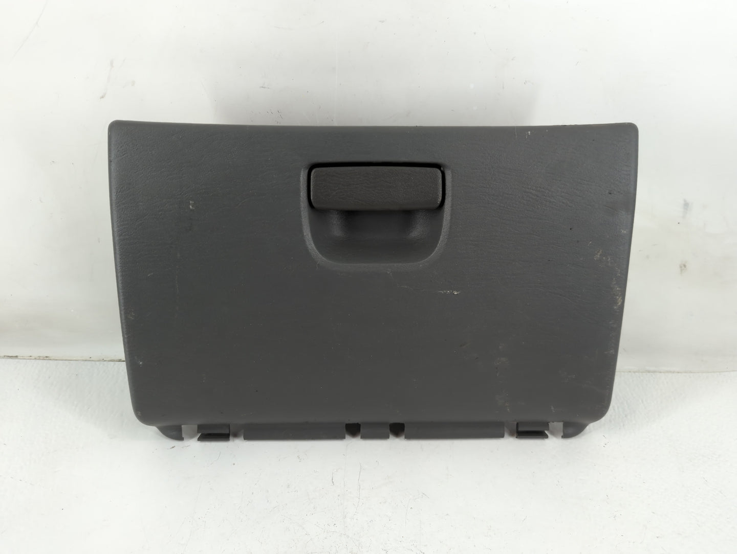 2007 Dodge Grand Caravan Passenger Glove Box Door Storage Compartment 956461 - Oemusedautoparts1.com