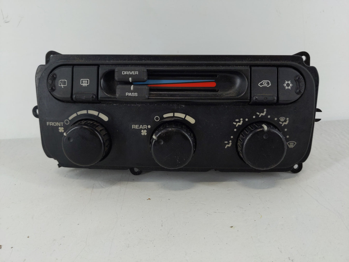 2007 Dodge Grand Caravan Climate Control Module Temperature AC/Heater Replacement P/N:05175359AC Fits Fits 2005 2006 OEM Use