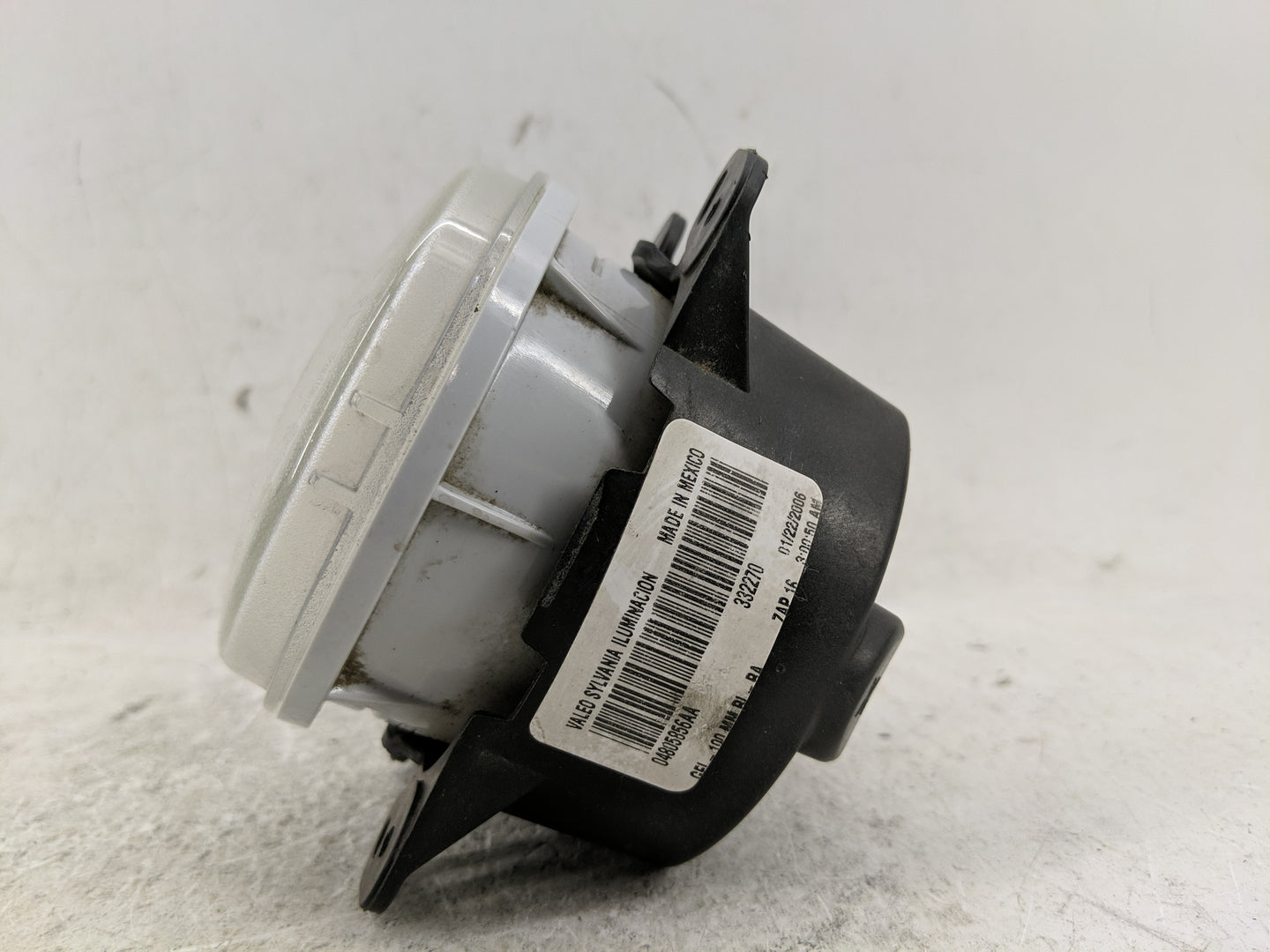 2005-2010 Chrysler 300 Passenger Right Oem Front Light Lamp - Oemusedautoparts1.com