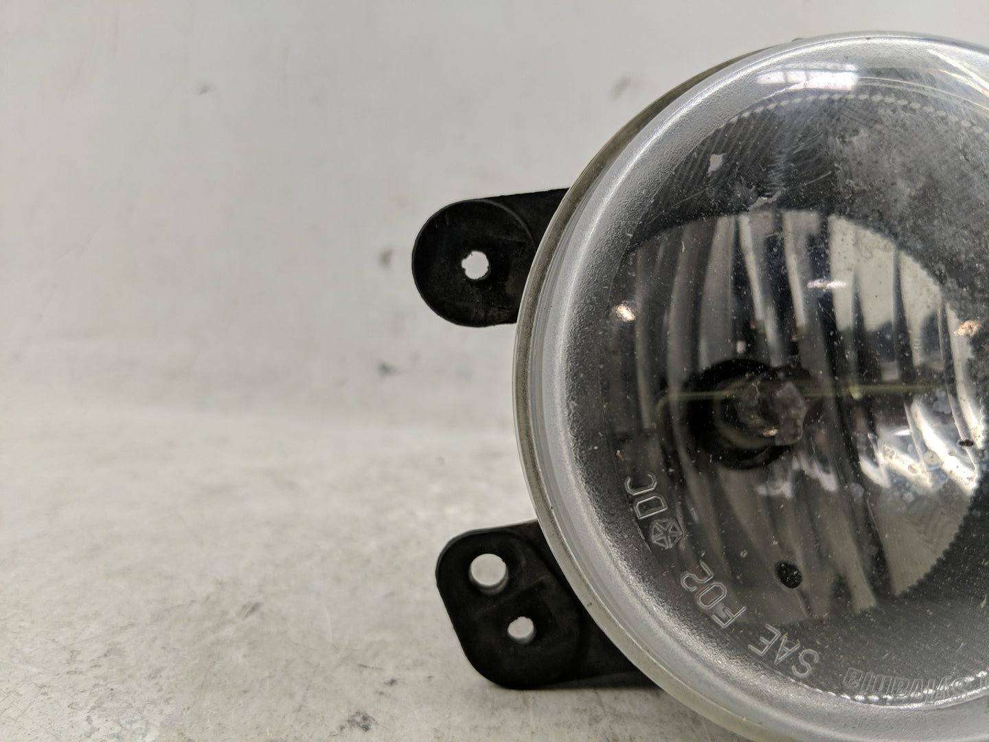 2005-2008 Dodge Magnum Passenger Right Oem Front Light Lamp - Oemusedautoparts1.com