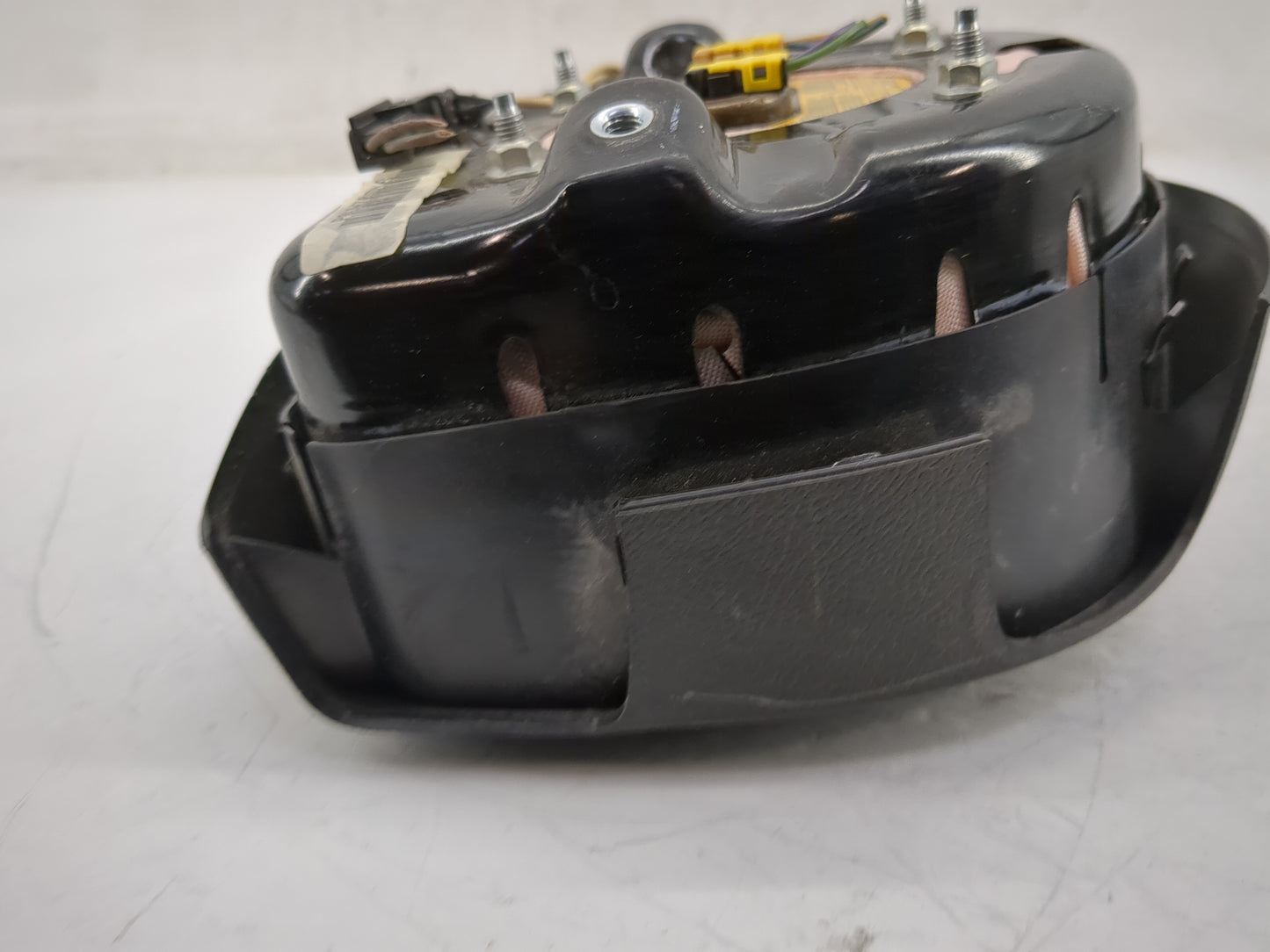 2006-2007 Dodge Magnum Air Bag Driver Left Steering Wheel Mounted Fits Fits 2006 2007 OEM Used Auto Parts - Oemusedautoparts
