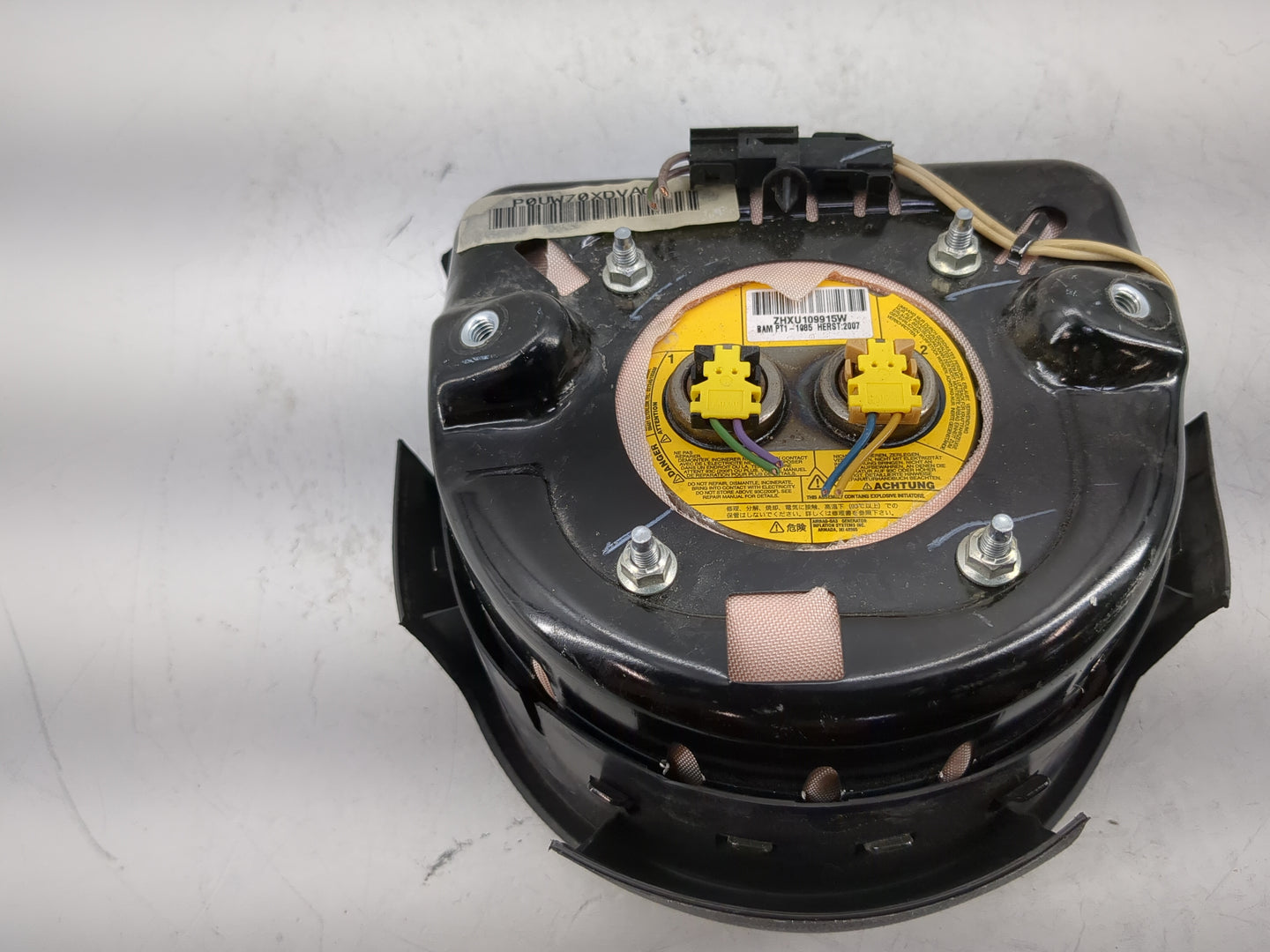 2006-2007 Dodge Magnum Air Bag Driver Left Steering Wheel Mounted Fits Fits 2006 2007 OEM Used Auto Parts - Oemusedautoparts