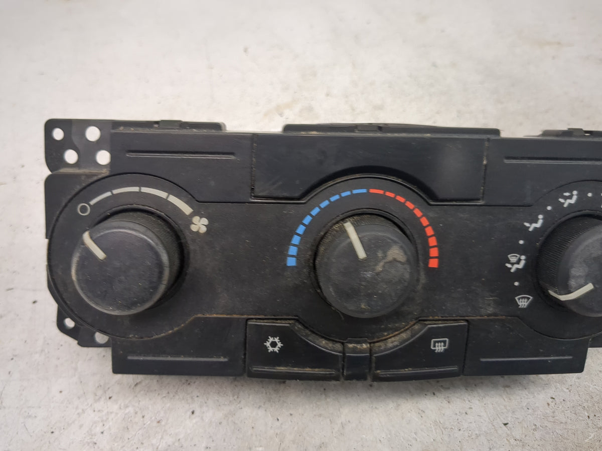 2005-2007 Dodge Magnum Climate Control Module Temperature AC/Heater Replacement P/N:P55111870AJ Fits Fits 2005 2006 2007 OEM