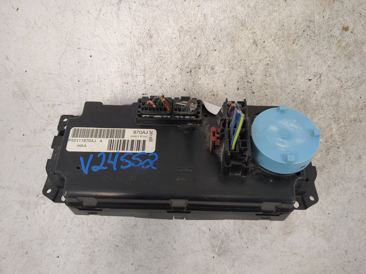 2005-2007 Dodge Magnum Climate Control Module Temperature AC/Heater Replacement P/N:P55111870AJ Fits Fits 2005 2006 2007 OEM
