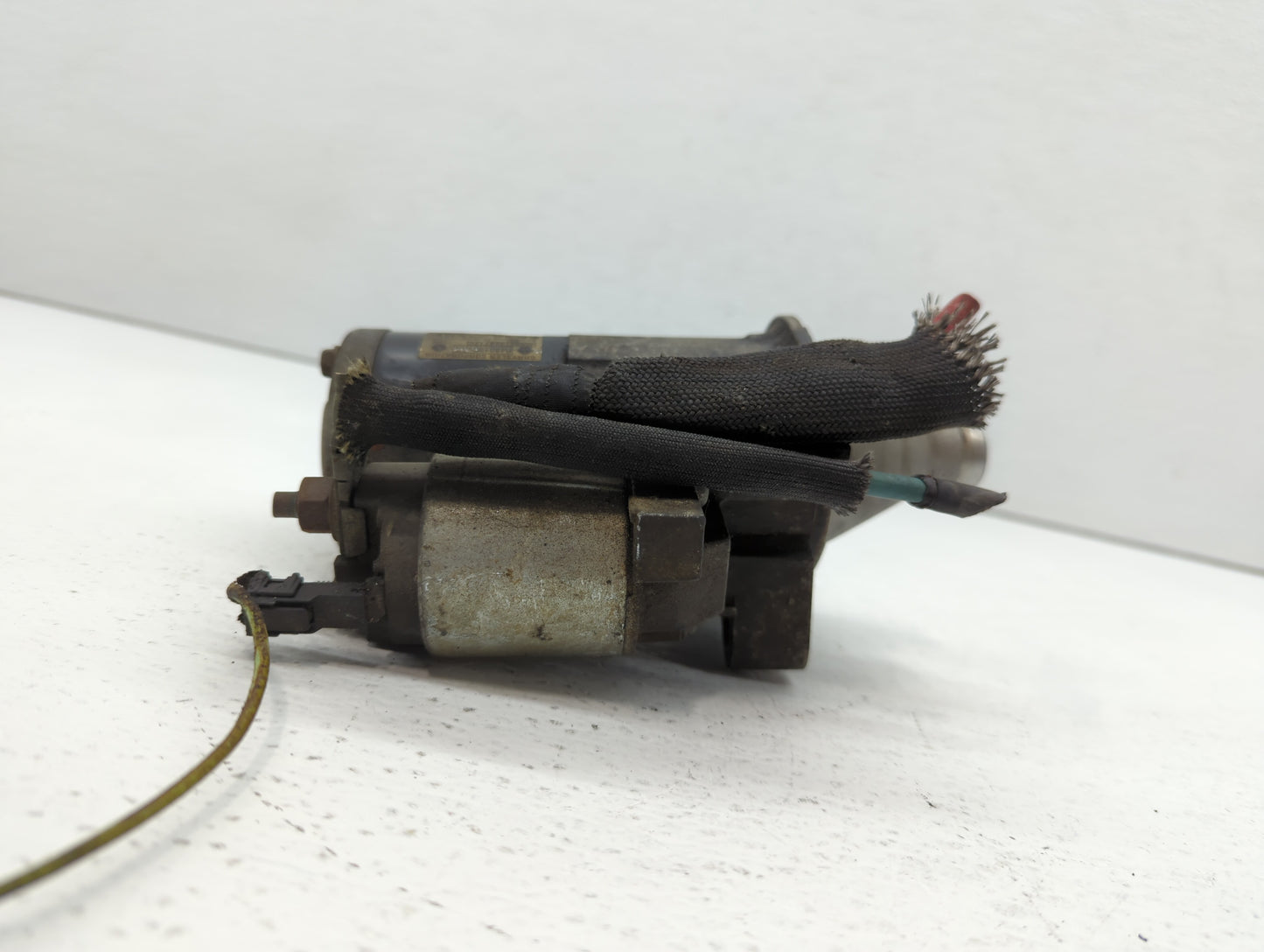 2007 Dodge Magnum Car Starter Motor Solenoid OEM P/N:04801651AA 04608800AD Fits OEM Used Auto Parts - Oemusedautoparts1.com