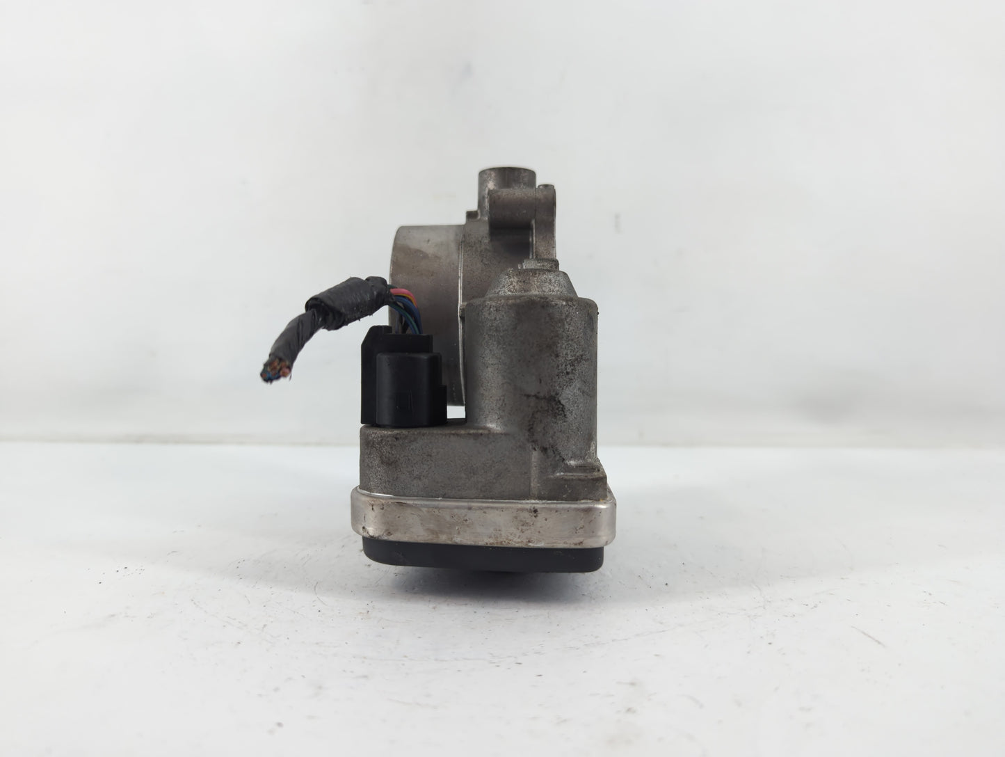 2006-2008 Dodge Magnum Throttle Body P/N:0486 1691AA Fits Fits 2006 2007 2008 2009 2010 2011 OEM Used Auto Parts - Oemusedau