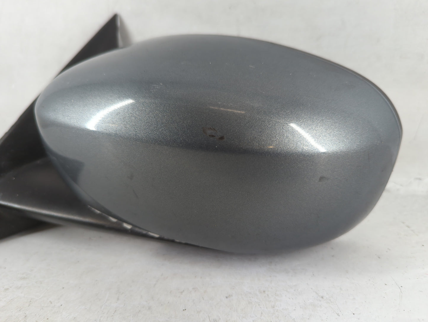 2006-2008 Dodge Magnum Driver Side View Mirror - Left Door Mirror OEM Used - Oemusedautoparts1.com