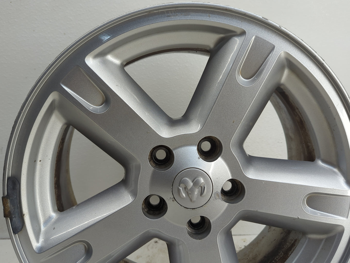 2007-2011 Dodge Nitro Oem Wheel Rim - Oemusedautoparts1.com