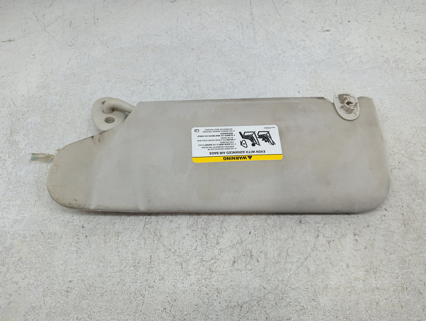 2007-2010 Dodge Nitro Sun Visor Shade Replacement Passenger Right Mirror Fits Fits 2007 2008 2009 2010 OEM Used Auto Parts -