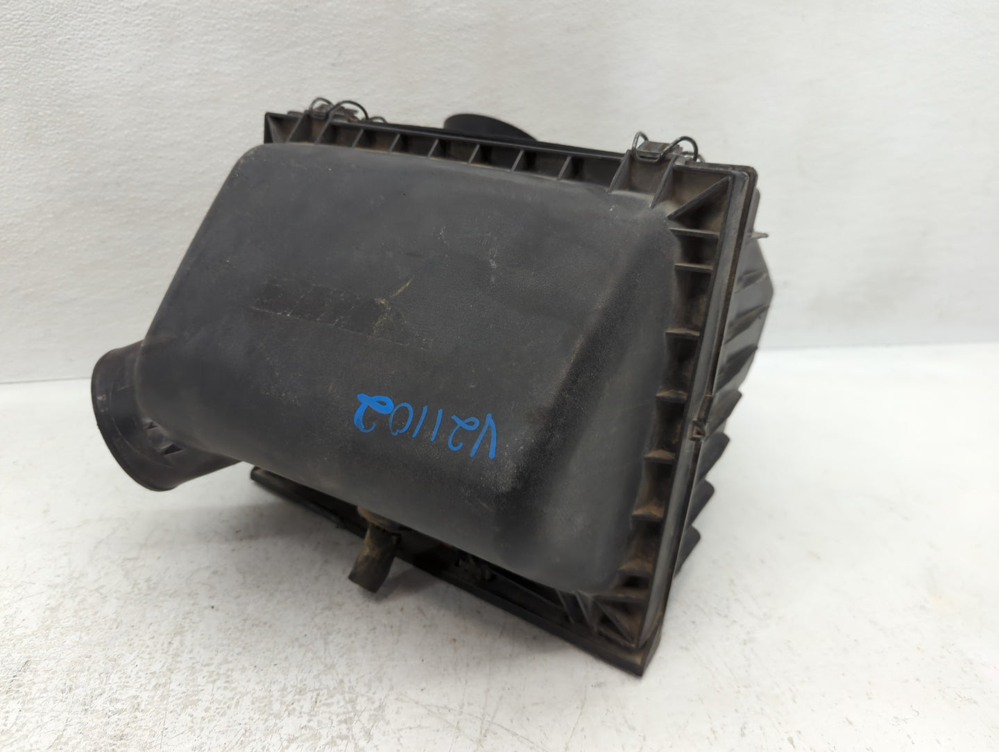 2007-2011 Dodge Nitro Air Cleaner Intake-duct Hose Tube - Oemusedautoparts1.com