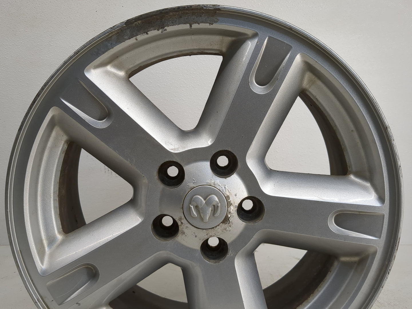 2007-2011 Dodge Nitro Oem Wheel Rim - Oemusedautoparts1.com