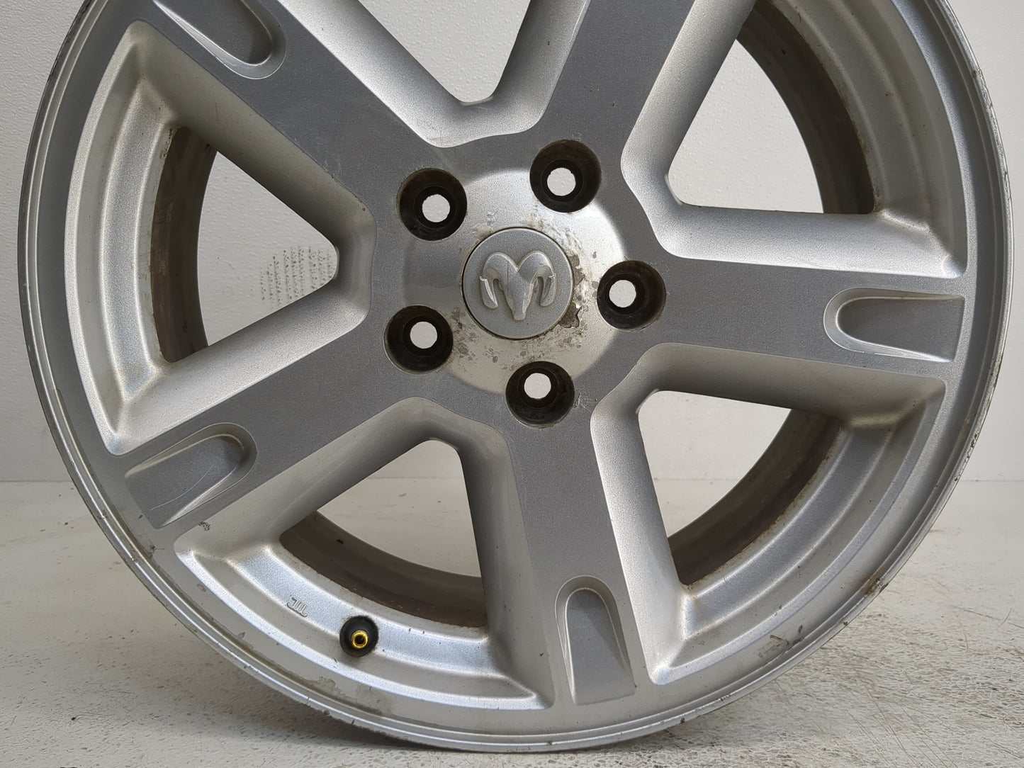 2007-2011 Dodge Nitro Oem Wheel Rim - Oemusedautoparts1.com