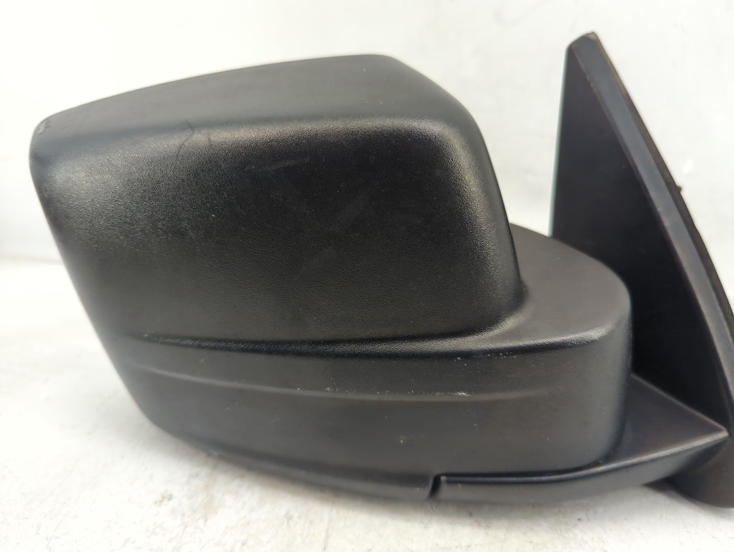 2007-2011 Dodge Nitro Passenger Side View Mirror - Right Door Mirror OEM Used - Oemusedautoparts1.com