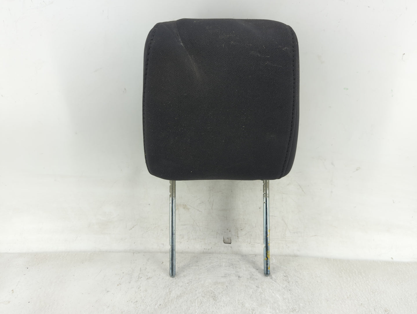 2007-2011 Dodge Nitro Headrest Head Rest Front Driver Passenger Seat Fits Fits 2007 2008 2009 2010 2011 OEM Used Auto Parts 