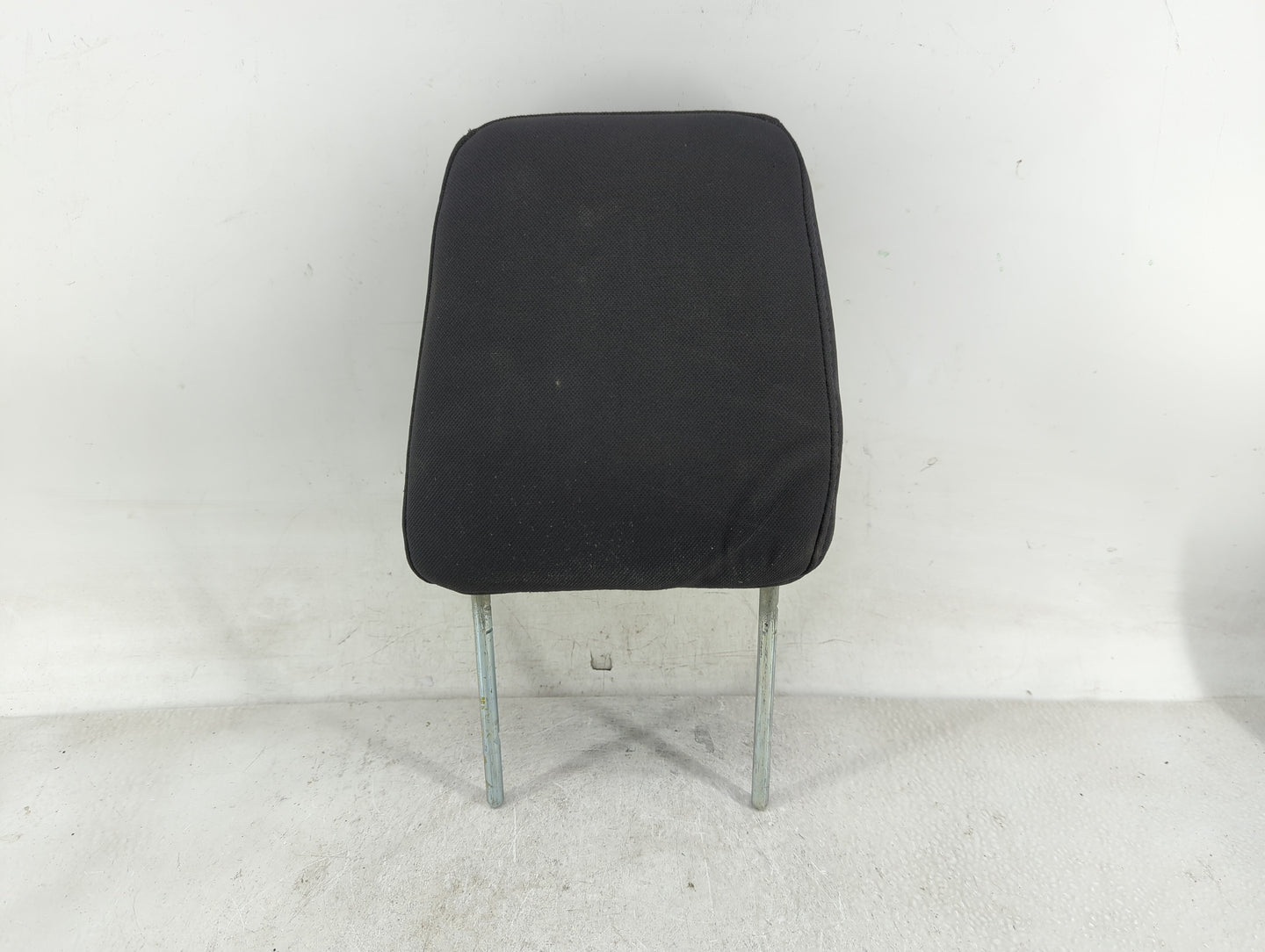 2007-2011 Dodge Nitro Headrest Head Rest Front Driver Passenger Seat Fits Fits 2007 2008 2009 2010 2011 OEM Used Auto Parts 