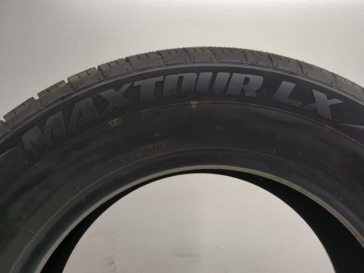 Used Tire 235/65R17 GT RADIAL MAXTOUR LX 104H - Tread Depth 9/32 - Oemusedautoparts1.com