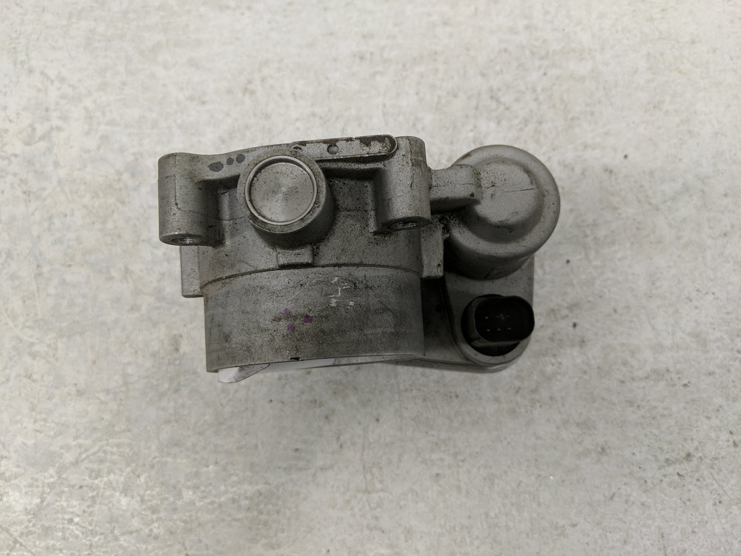 2007 Dodge Nitro Throttle Body Fits OEM Used Auto Parts - Oemusedautoparts1.com
