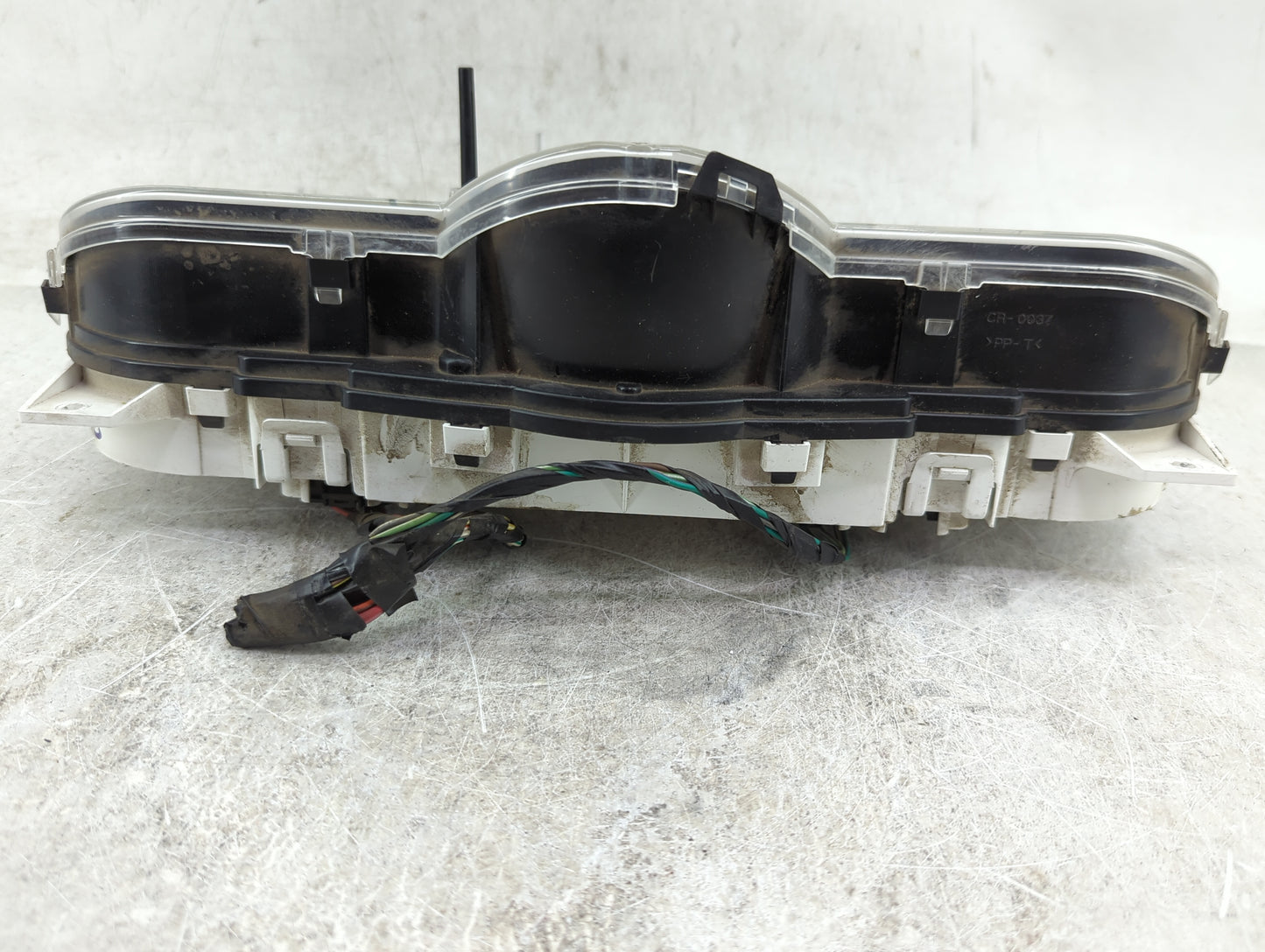 2007 Dodge Nitro Instrument Cluster Speedometer Gauges P/N:56044993AH Fits OEM Used Auto Parts - Oemusedautoparts1.com