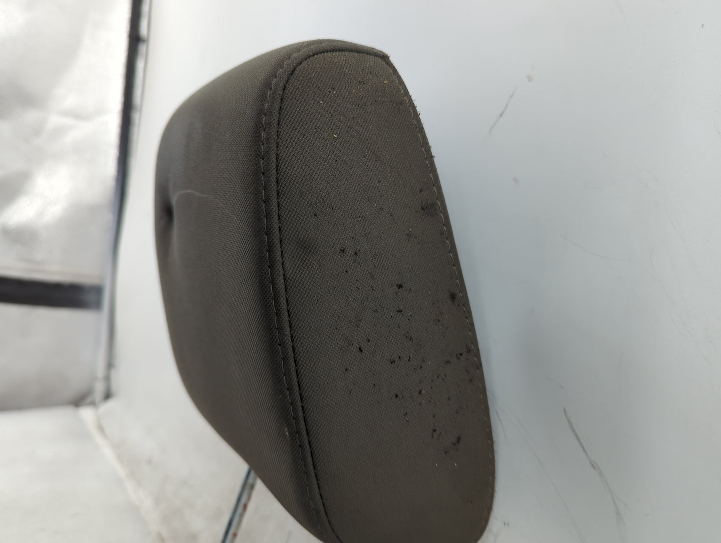 2007-2011 Dodge Nitro Headrest Head Rest Front Driver Seat Beige - Oemusedautoparts1.com