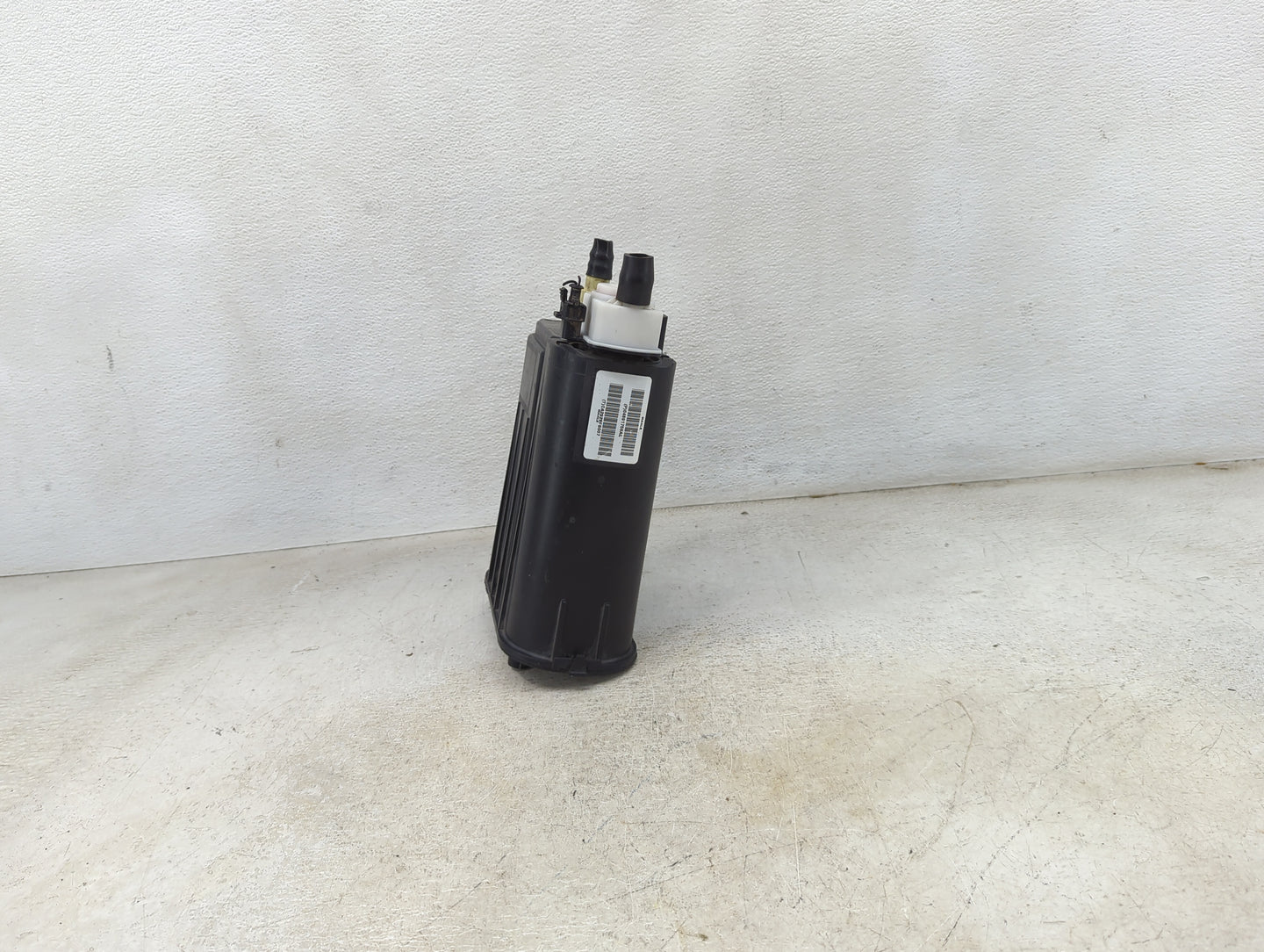 2007 Dodge Nitro Fuel Vapor Charcoal Canister 1460122 - Oemusedautoparts1.com