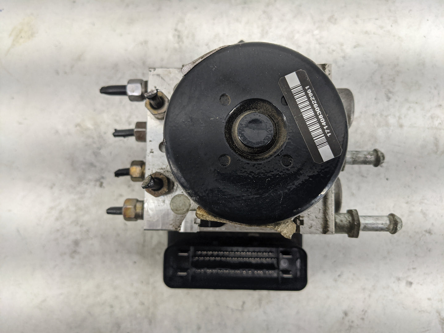 2007 Dodge Nitro ABS Pump Control Module Replacement P/N:00404639C100 25.0027-4386.3, 25.0613-3197.3, 56073000AD Fits OEM Us