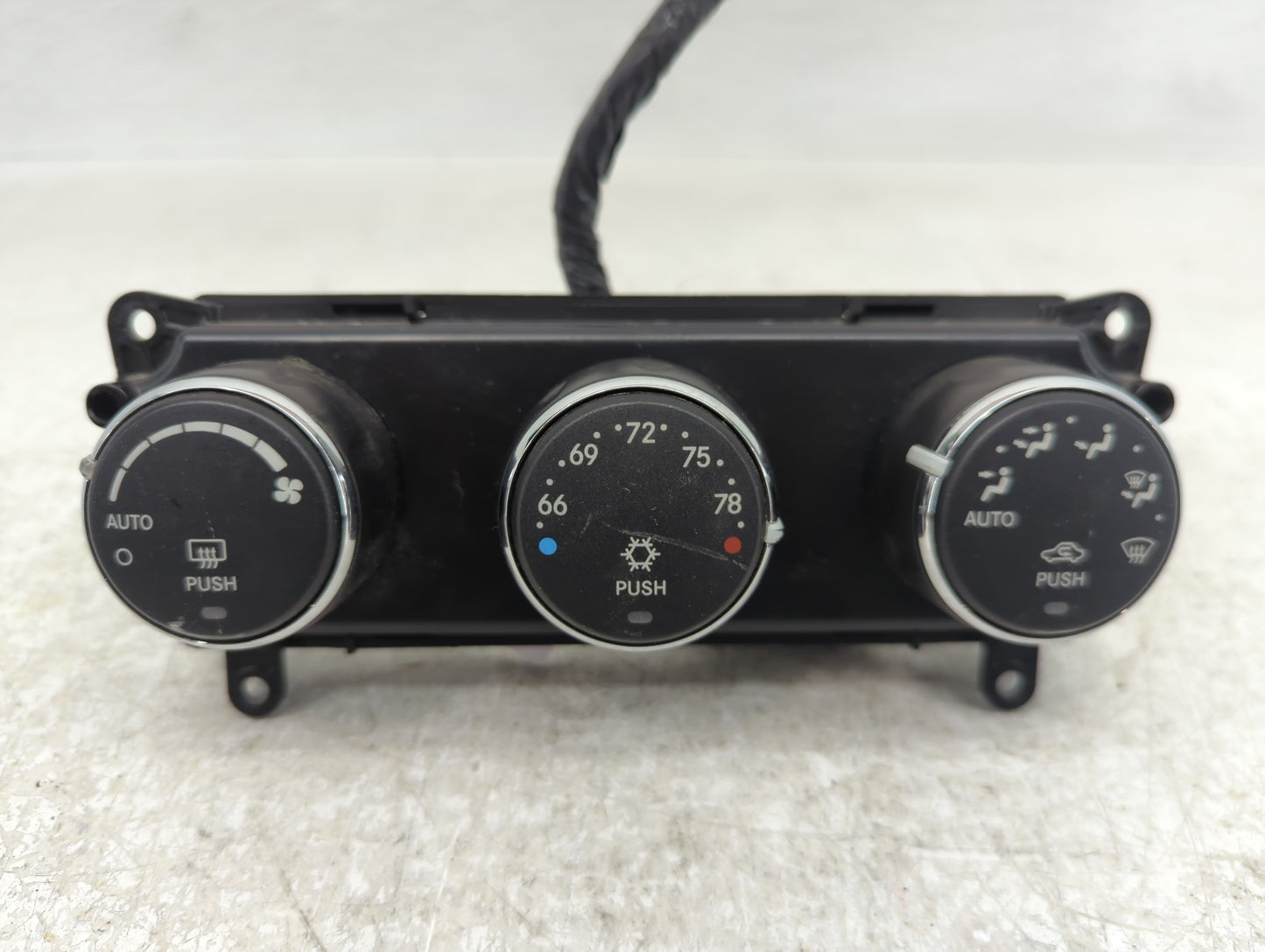 2006-2007 Dodge Ram 1500 Climate Control Module Temperature AC/Heater Replacement P/N:58024B Fits Fits 2006 2007 2008 OEM Us