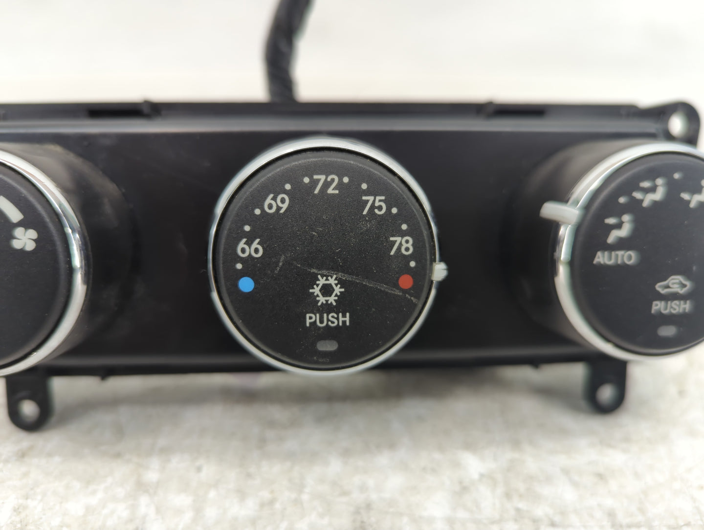 2006-2007 Dodge Ram 1500 Climate Control Module Temperature AC/Heater Replacement P/N:58024B Fits Fits 2006 2007 2008 OEM Us